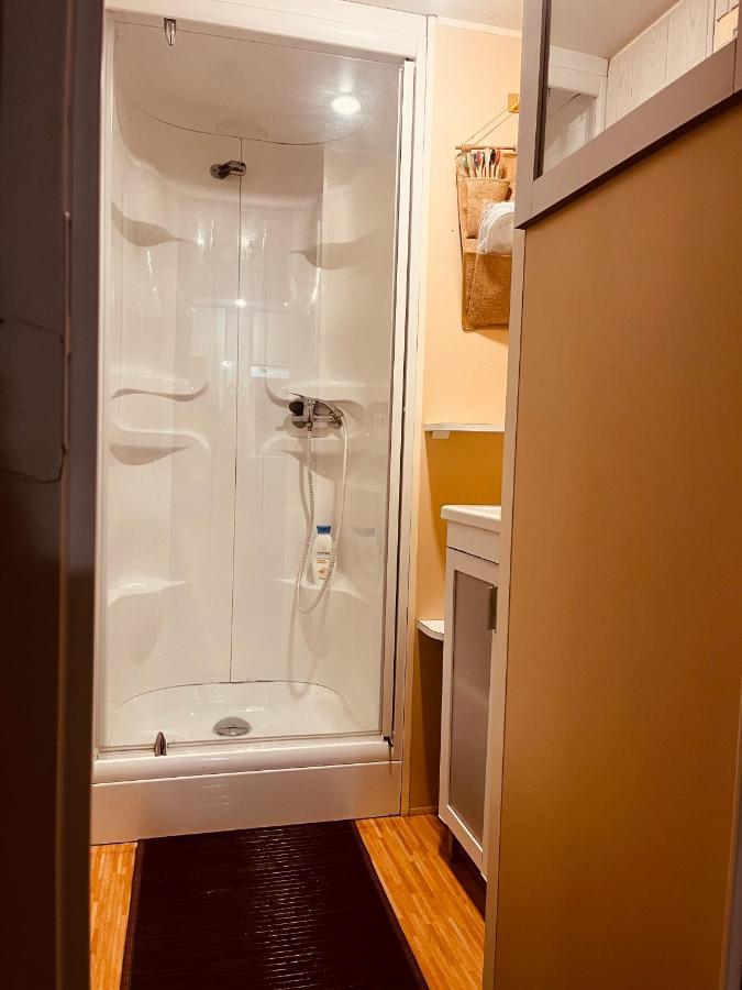Mobil-Home Cosy Clim&Tv-3 Chambres ヴィック・ラ・ガルディオル エクステリア 写真